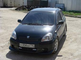 2005 Toyota Vitz Pictures