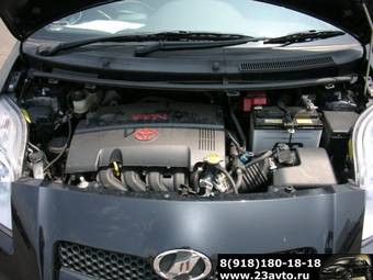 2005 Toyota Vitz Photos