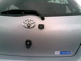 2005 Toyota Vitz Wallpapers
