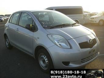 2005 Toyota Vitz Photos