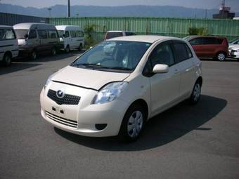 2005 Toyota Vitz Pictures