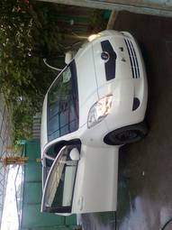 2005 Toyota Vitz Pictures