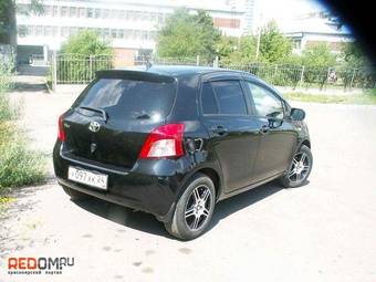 2005 Toyota Vitz Pictures