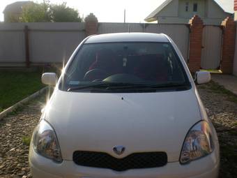 2005 Toyota Vitz Pictures