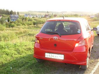 2005 Toyota Vitz Photos