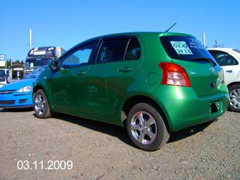 2005 Toyota Vitz Pictures