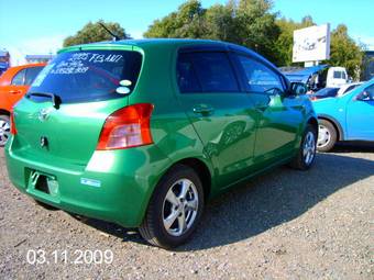 2005 Toyota Vitz Wallpapers