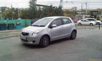 2005 Toyota Vitz Pictures