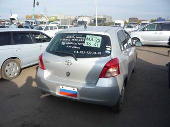 2005 Toyota Vitz Pictures