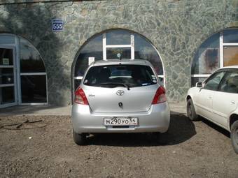 2005 Toyota Vitz Pictures