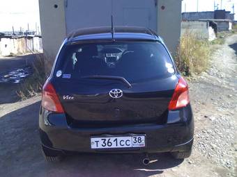 2005 Toyota Vitz Pictures