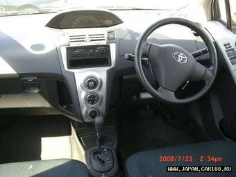 2005 Toyota Vitz Pictures