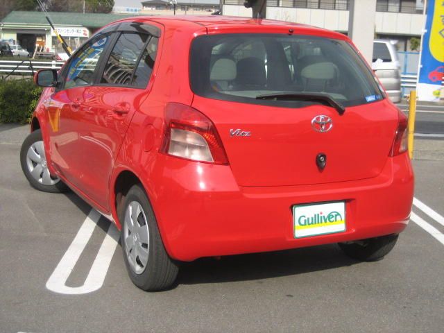 2006 Toyota Vitz