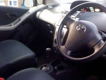 2006 Vitz