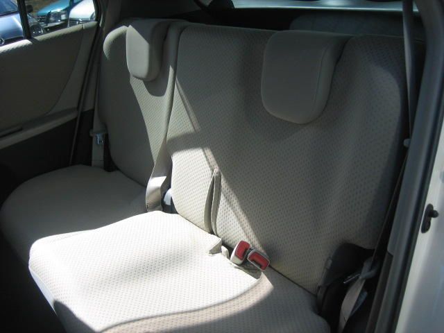 2006 Toyota Vitz