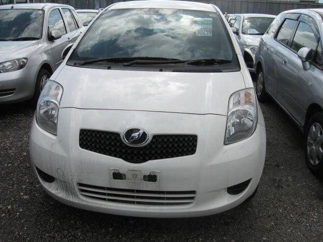 2006 Toyota Vitz