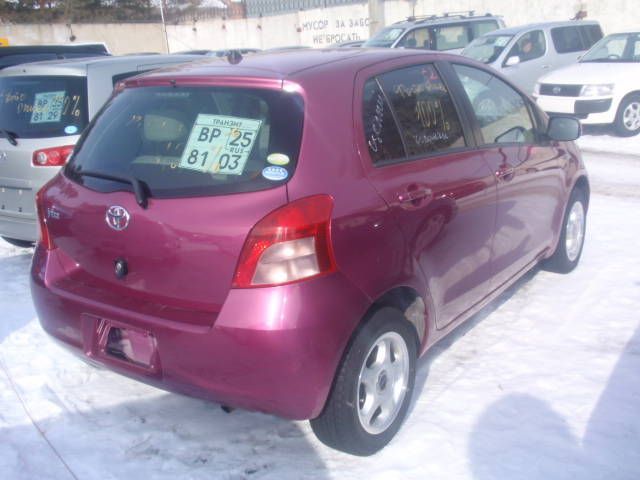 2006 Toyota Vitz