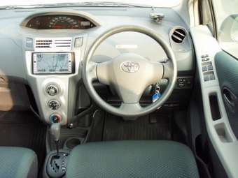 2006 Vitz