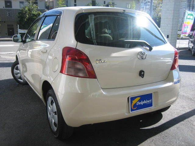 2006 Toyota Vitz