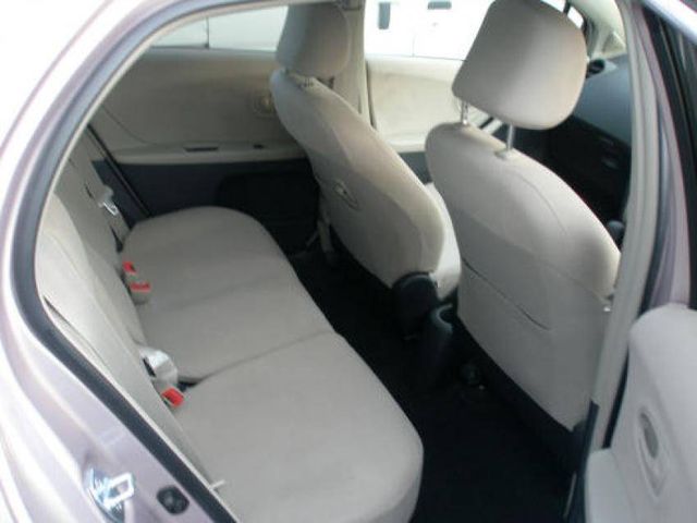 2006 Toyota Vitz