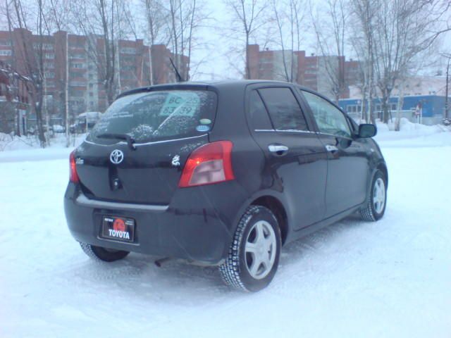 2006 Toyota Vitz