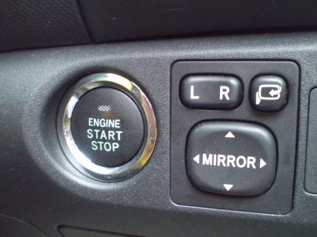 2006 Toyota Vitz