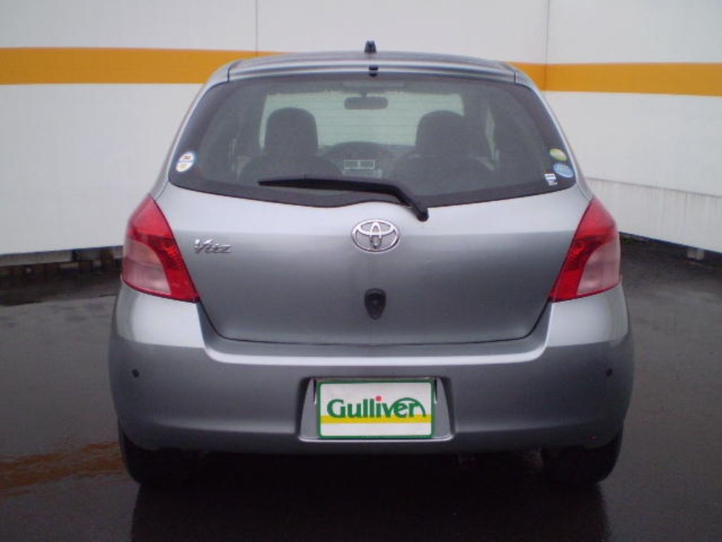 2006 Toyota Vitz