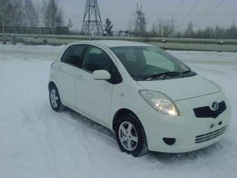 2006 Toyota Vitz Pictures