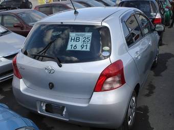2006 Toyota Vitz Pictures