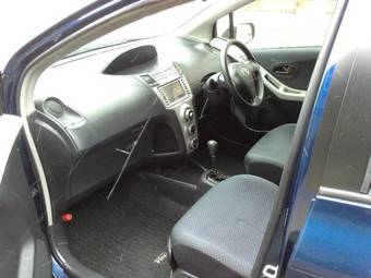 2006 Toyota Vitz Pictures