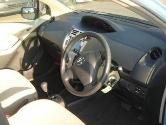2006 Toyota Vitz Pictures