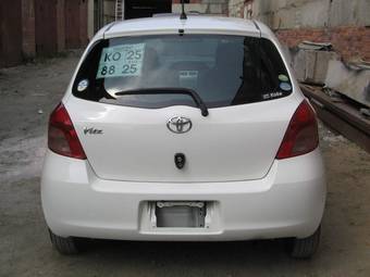 2006 Toyota Vitz Pictures