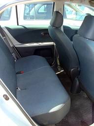 2006 Toyota Vitz Pictures