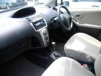 2006 Toyota Vitz Pictures