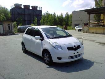 2006 Toyota Vitz Pics