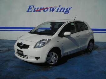 2006 Toyota Vitz Photos