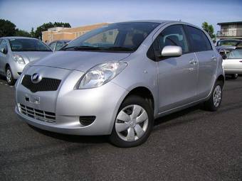 2006 Toyota Vitz Pictures
