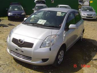 2006 Toyota Vitz Pictures