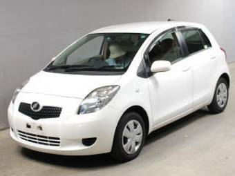 2006 Toyota Vitz Photos