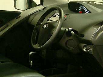 2007 Vitz