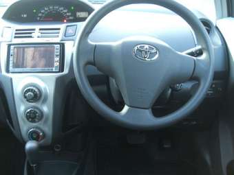 2007 Toyota Vitz Pictures