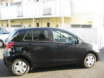 2007 Toyota Vitz Photos