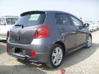 2007 Toyota Vitz Photos