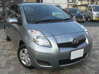 2008 Toyota Vitz Pictures