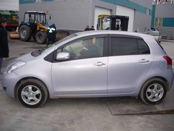 2008 Toyota Vitz Pictures