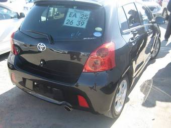 2008 Toyota Vitz Photos