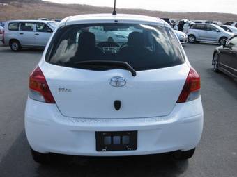 2008 Toyota Vitz Pictures