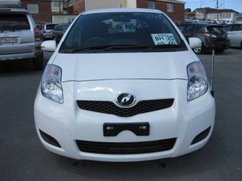 2008 Toyota Vitz Photos