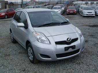 2010 Toyota Vitz Pictures