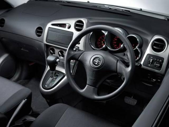 2002 Toyota Voltz